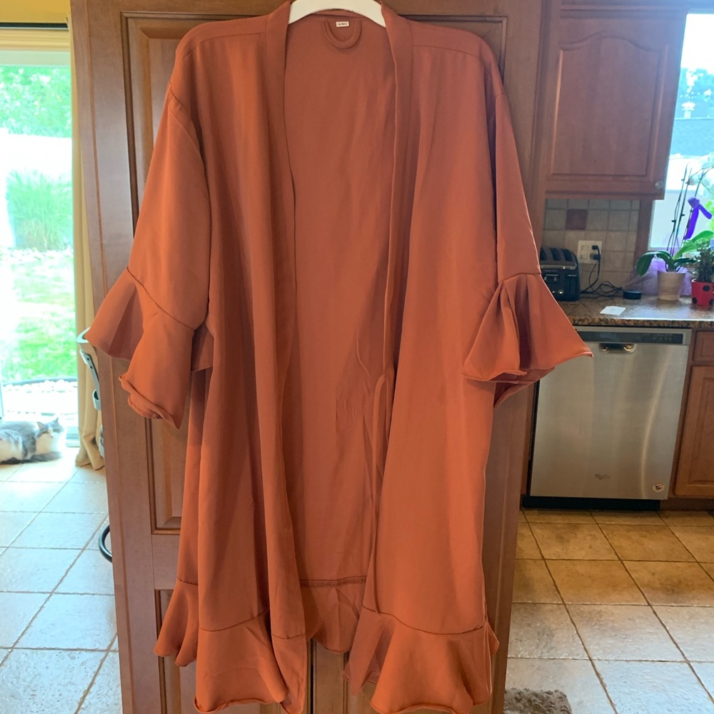 Women’s Robe - Picture 2 of 10
